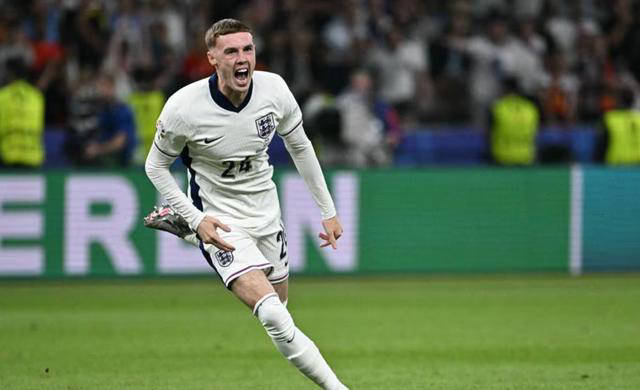 瑞士队前途光明！，凯恩新星出色防守表现突出热度持续攀升的简单介绍爱游戏登录入口