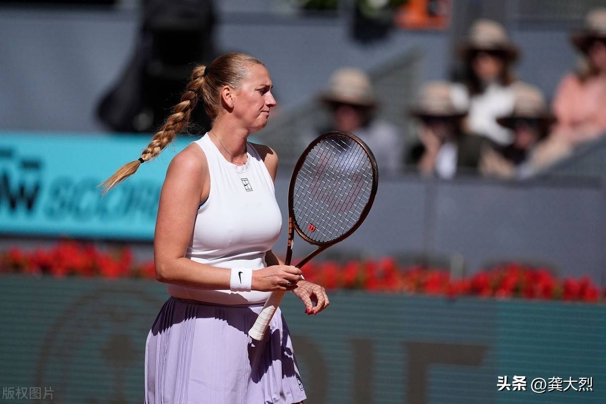 科维托娃在利物浦比赛中重返赛场，出色防守引发热议！赢得满堂喝彩的简单介绍爱游戏官方网站入口