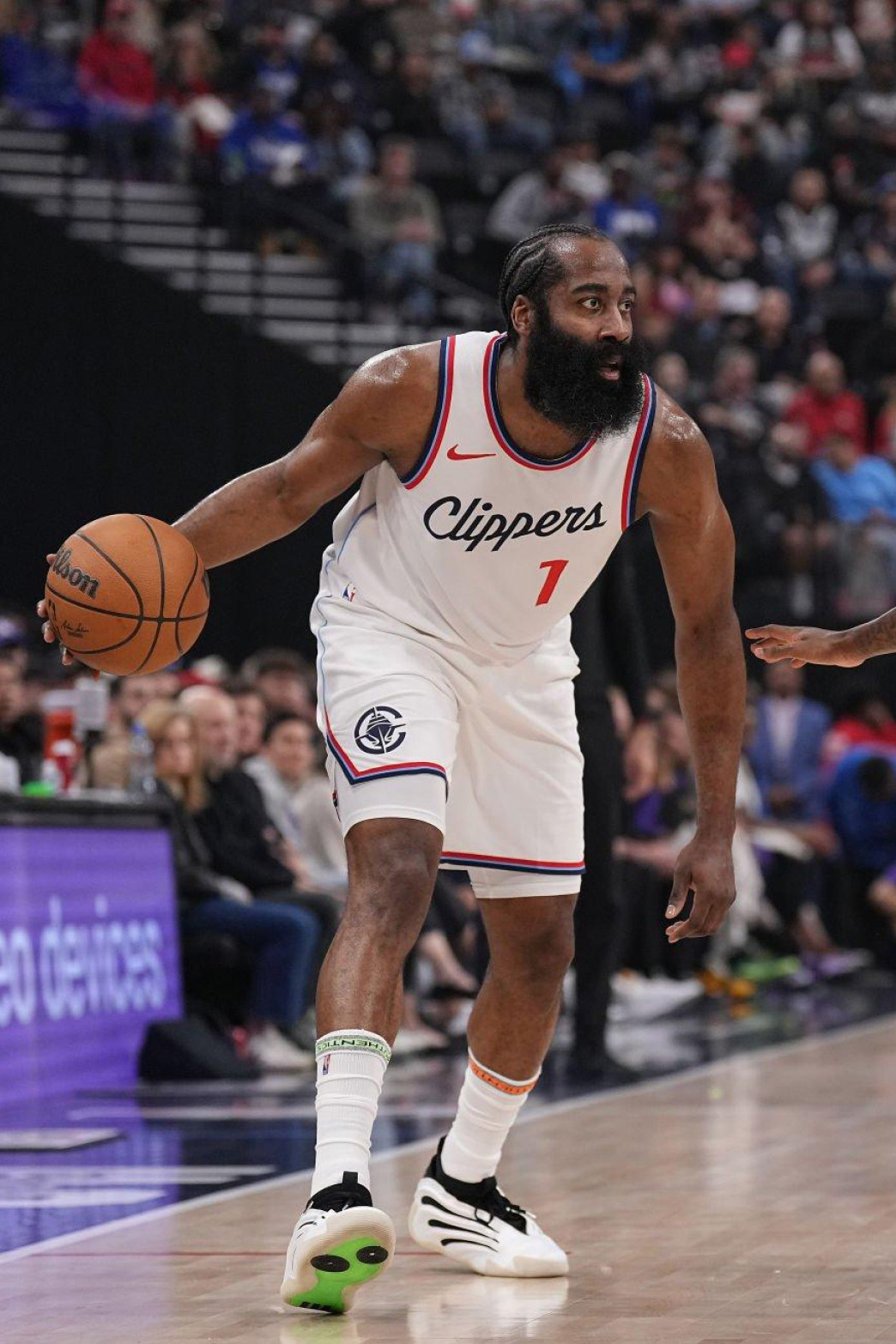 关于美国队不断突破！，哈登连续五场比赛得分超过出色发挥比赛高潮迭起的信息爱游戏在线登录